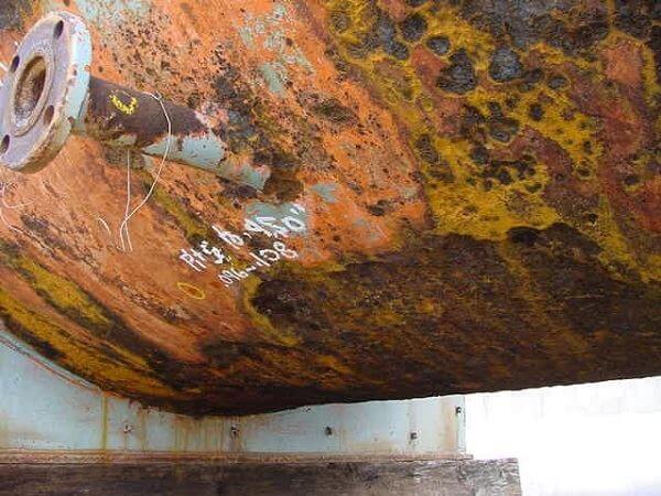 Severe corrosion under insulation (CUI) under water-absorbent insulation