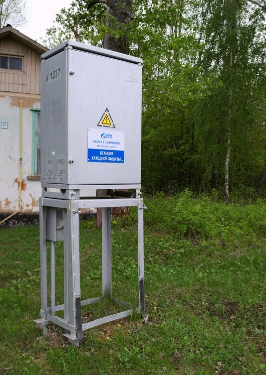 Figure 1. A cathodic protection station.