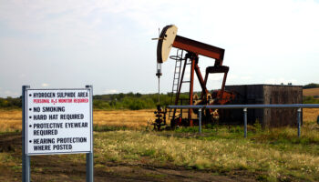 Hydrogen sulfide gas warning - Corrosionpedia