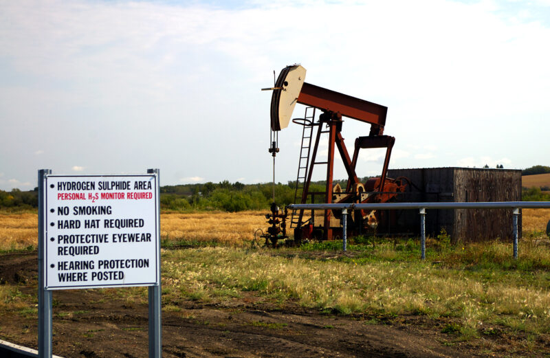 Hydrogen sulfide gas warning - Corrosionpedia